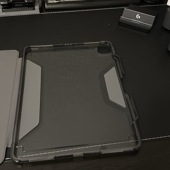 STM case for IPad Pro 12” - Picture 4 of 4